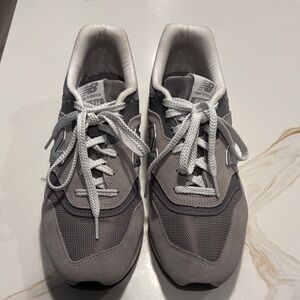 New Balance Men's Gray and White Sneakers